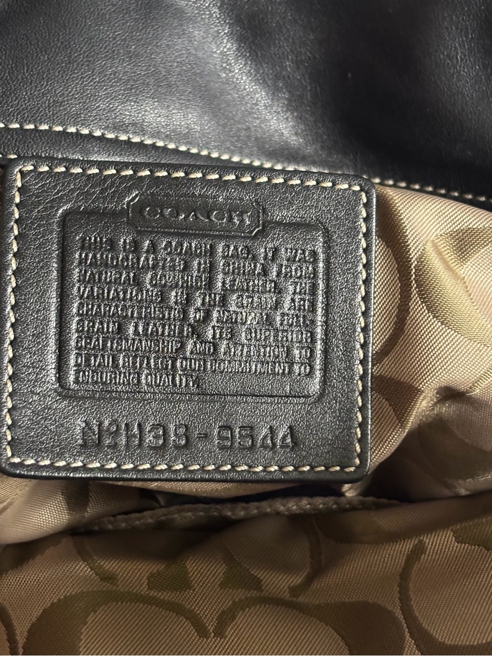 ⭐️Vintage COACH Black Leather Shoulder Handbag with dust bag - Picture 6 of 11